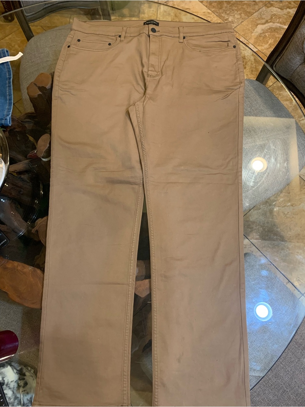 Men’s Banana Republic Straight Chino Pants in Light Tan